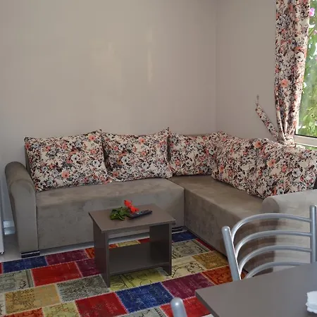 Korukmez Apartment *